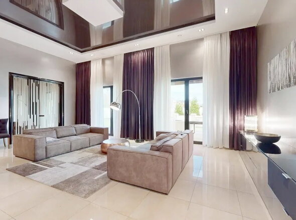 Großzügiges Wohnzimmer