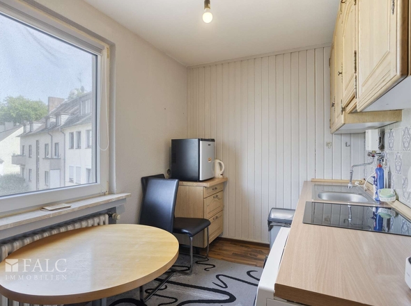 2 OG. rechts, Wohnzimmer+Küche 