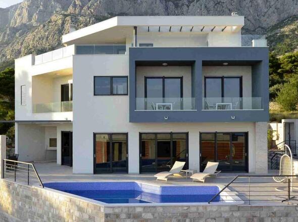 Dies ist die Neubau-Villa zum Verkauf, nach dem smart-house-system konzipiert