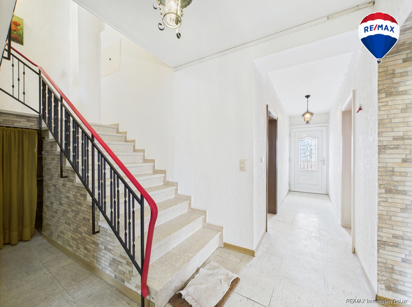 RE/MAX Immobilien DeLux Haus Merzig / Besseringen Flur EG