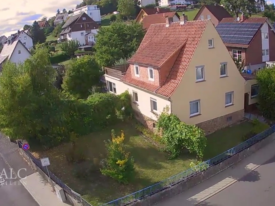 Hausansicht vorne von oben