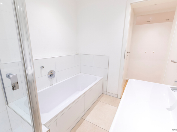 Badewanne Waschbecken