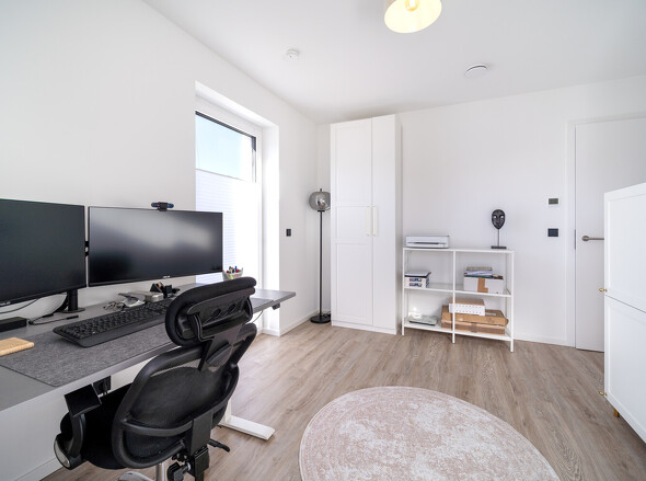 EG Büro/Schlafzimmer