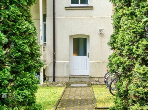 Hauseingang vom Garten 