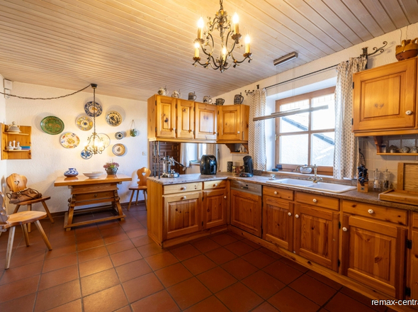 Küche mit Essbereich