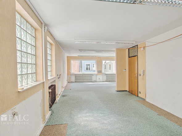 Wohn-/Esszimmer 1.OG