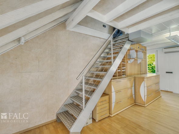 Aufgang zum Studio/Dachgeschoss