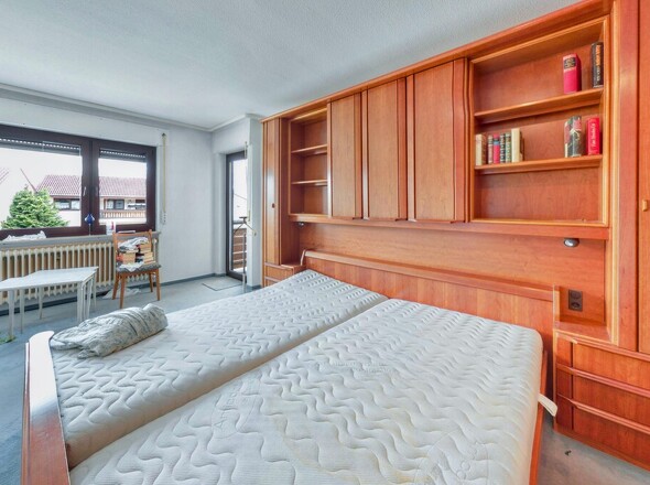 Schlafzimmer zum Fenster