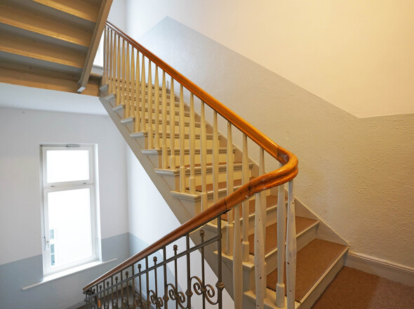 Treppenhaus im 1. OG