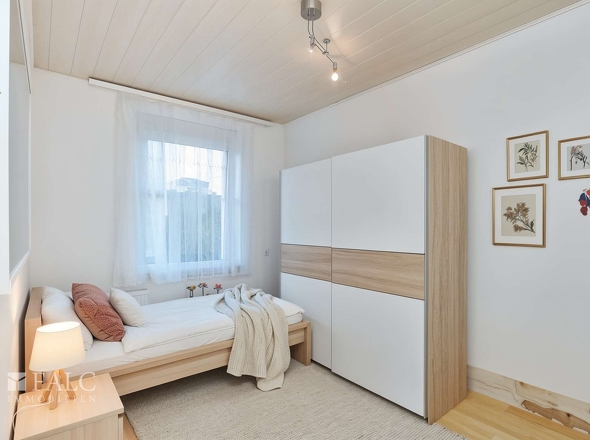 Wohnung 1. OG - Schlafzimmer - (KI generiert)