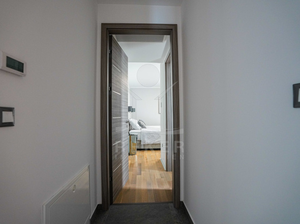 Schlafzimmer im 2. Stock mit Balkon & eigenem Bad