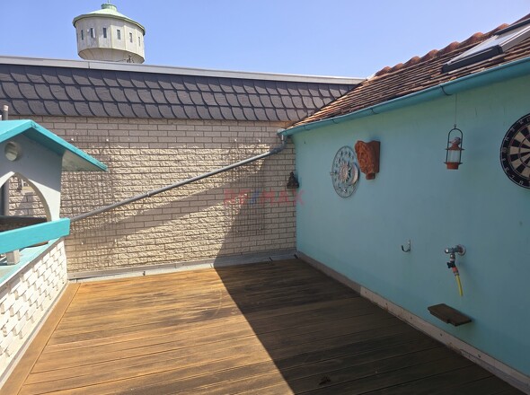 tolle 16m² Terrasse