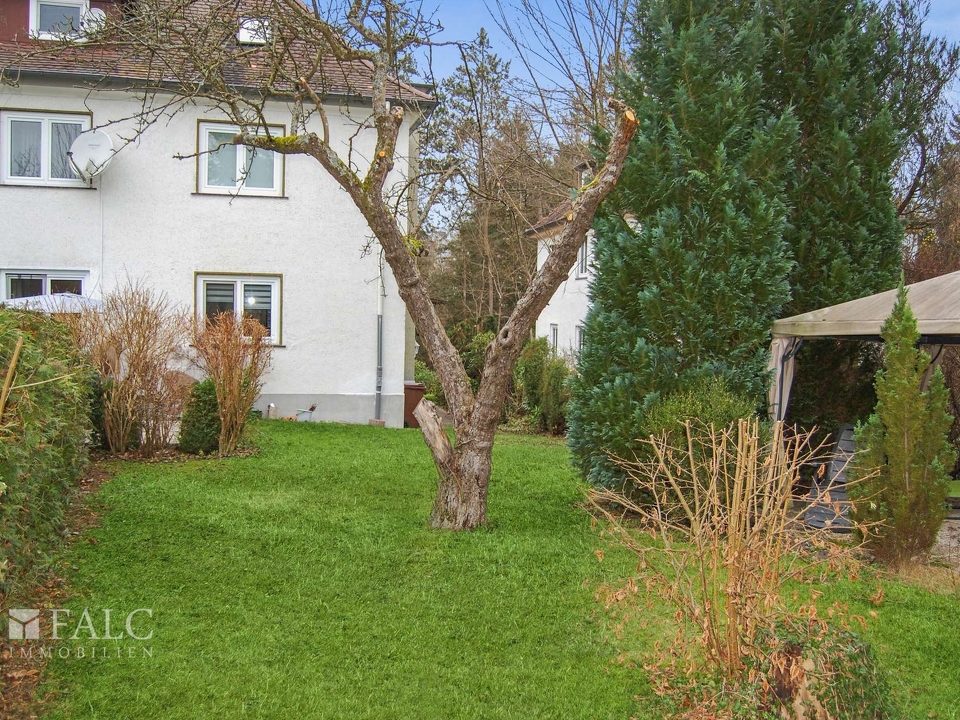 Garten Richtung Haus