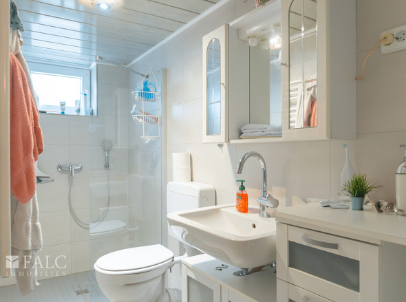 Badezimmer EG 