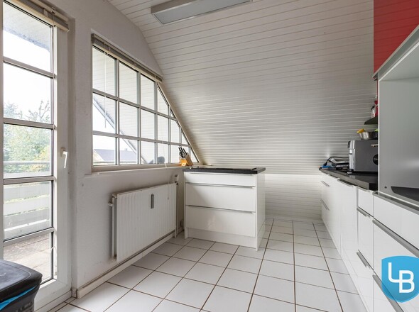 Küche im Dachgeschoss ...