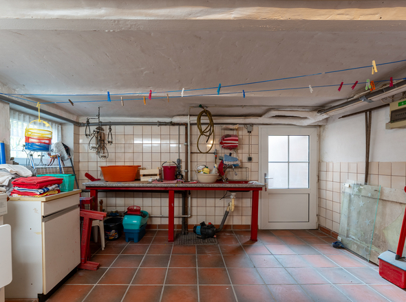 Waschkeller mit Ausgang zum Garten