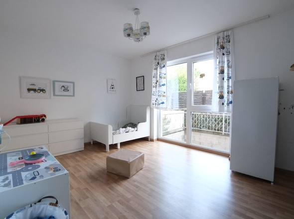 Kinderzimmer möbliert