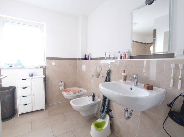 modernes Tageslichtbad