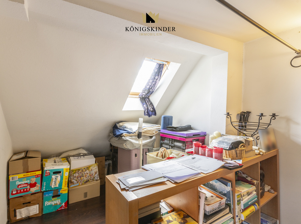 Abstell-Nische im DG