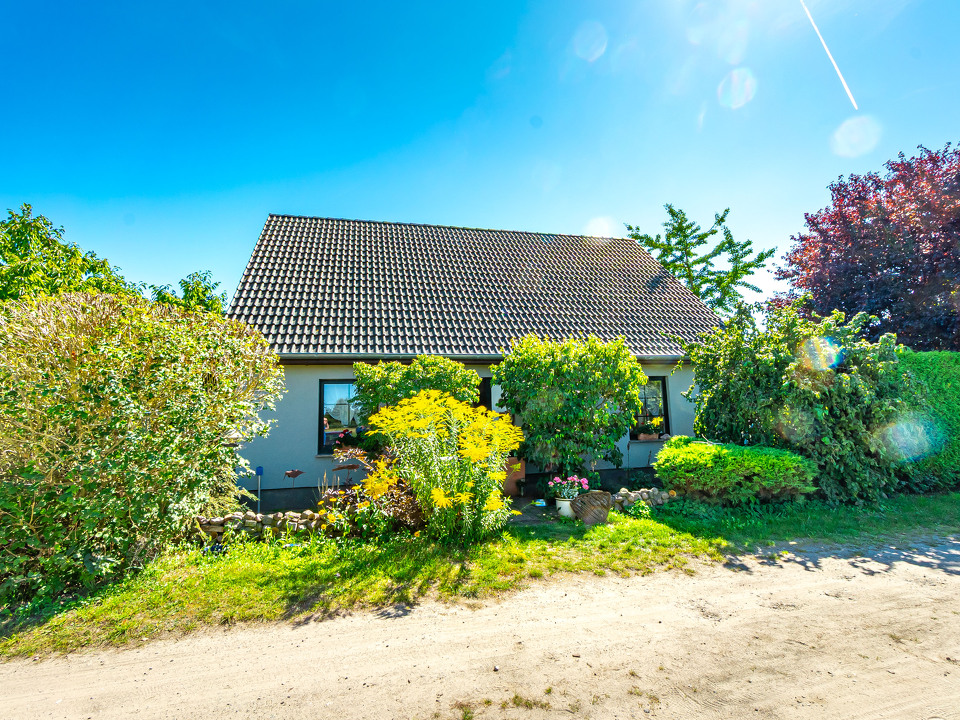 Hausansicht Straßenseite