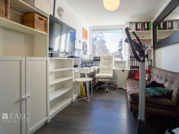 Kinderzimmer 3- Büro