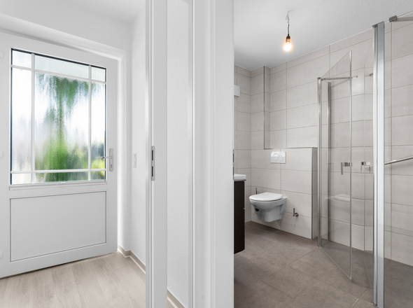 Eingang/Duschbad