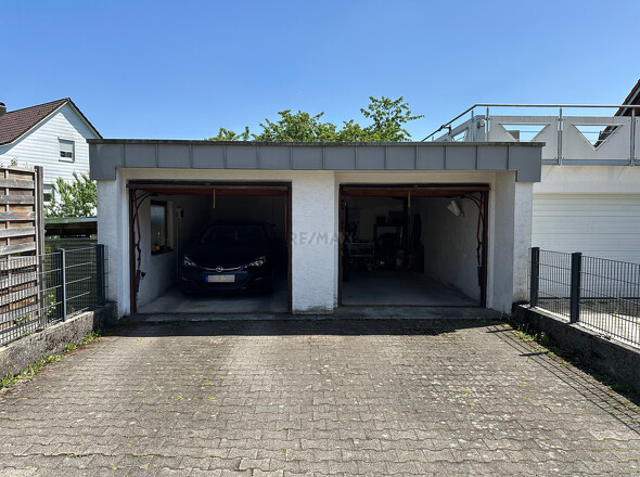 Doppelgarage