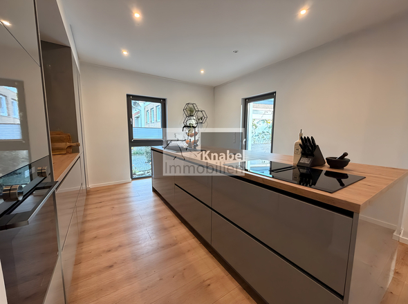 Hochwertige Einbauküche