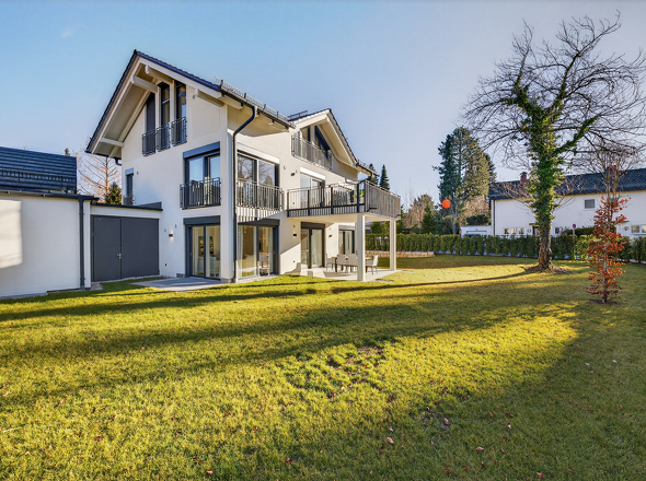 Weitläufiger Garten