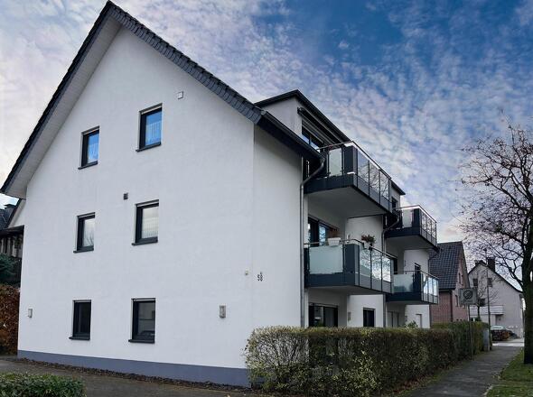 jede Wohnung besitzt einen Stellplatz