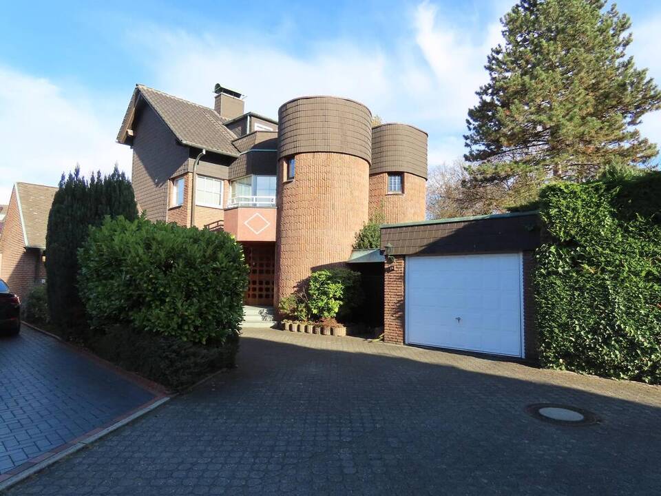 Real Estate Title Image Background