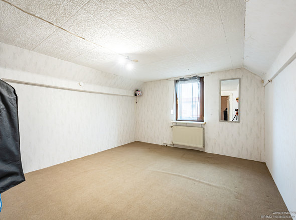 Dachgeschoss- Schlafzimmer