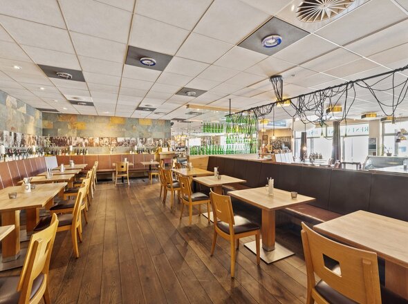 backbone_551651-A_013_WEB