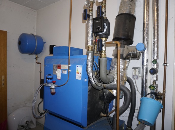 Untergeschoss Keller Heizung