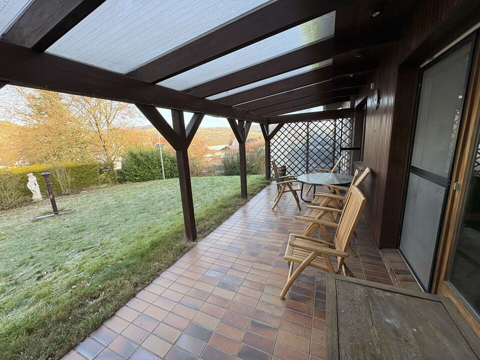 überdachte Terrasse