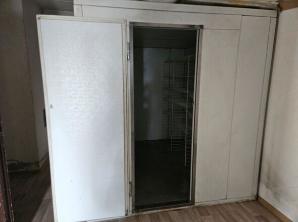 begehbarer Kühlschrank