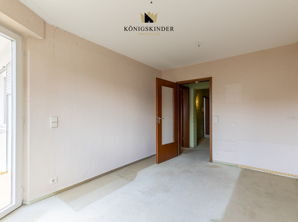 Helles Zimmer mit Gestaltungsspielraum