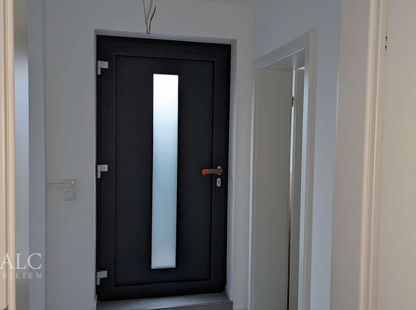 Neupotz Eingangstür Flur