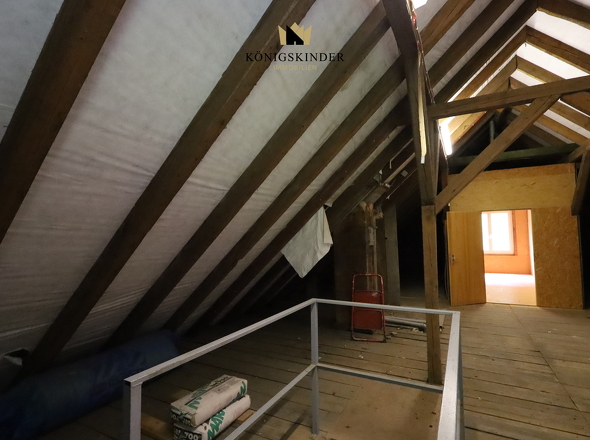 Darüber der ausbaufähige...