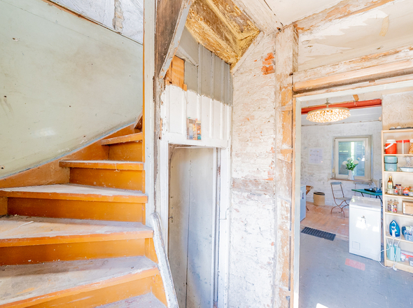 Treppe zum Obergeschoss