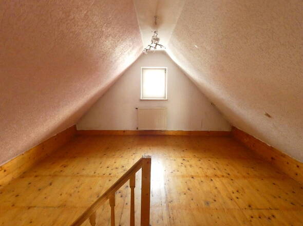 Spitzboden Raum I