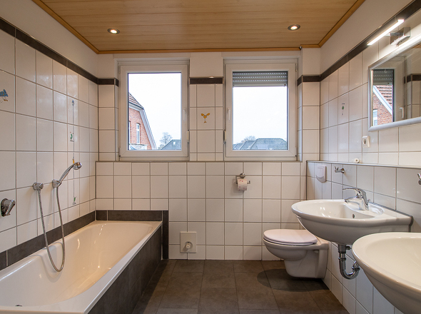 Obergeschoss: Badezimmer