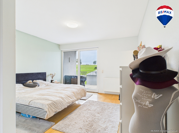 RE/MAX Immobilien DeLux Einfamilienhaus Mettlach-Weiten Schlafzimmer