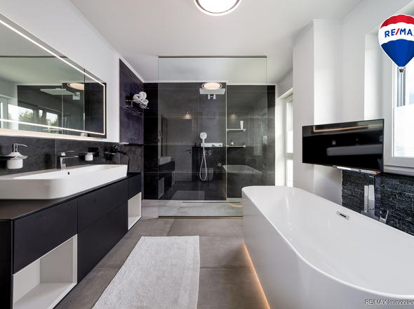 RE/MAX Immobilien DeLux