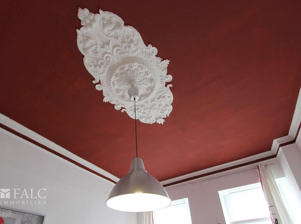 ...mit Stuckelementen