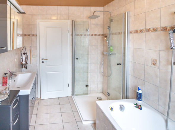 Wannen,- Dsuchbad Ansicht 2