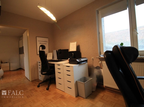 1. OG - Büro