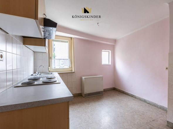 Küche mit Essbereich-Gemeinsam genießen – großzügiger Bereich für Familie, Freunde und Zusammenkommen