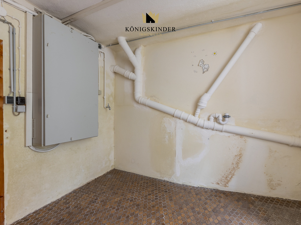 Abstellkammer/Keller -Praktisch durchdacht, Stauraum im Untergeschoss