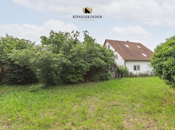 Großer Garten- mit viel Platz für Kinder, Gartenprojekte oder Erholung